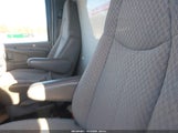 GMC Savana Cutaway Standard 1GDGG31V641903187 снимка