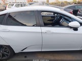 Honda Clarity Plug-In Hybrid Touring JHMZC5F34JC013510 photo