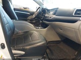 Toyota Highlander Le 5TDBZRFH0KS978126 fotografie