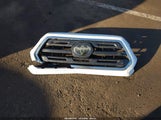 Toyota Tacoma Sr5 5TFAX5GNXJX127197 photo