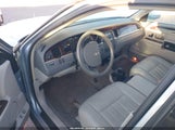 Lincoln Town Car Signature 1LNHM81V76Y617305 photo