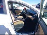 Toyota Rav4 Xle JTMWFREV0JD128928 снимка