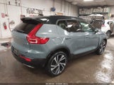 Volvo Xc40 T5 R-Design YV4162UM7L2183978 photo
