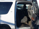 Chevrolet Suburban  Lt 3GNFC16018G158215 снимка