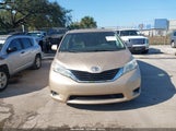 Toyota Sienna Le V6 8 Passenger 5TDKK3DC5CS228702 снимка