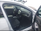 Chevrolet Malibu Fwd 1Lt 1G1ZD5STXSF138296 photo