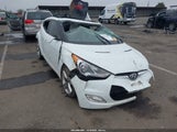 Hyundai Veloster Base W/Black KMHTC6AD7DU111261 снимка