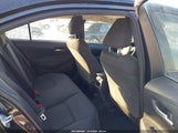 Toyota Corolla Le JTDEPRAE6LJ028108 снимка