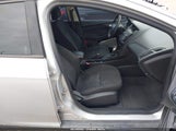 Ford Focus Se 1FADP3K24JL315239 снимка