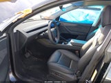 Tesla Model Y Long Range Dual Motor All-Wheel Drive 7SAYGDED1TF383053 fotografie