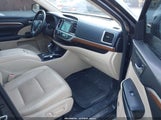 Toyota Highlander Limited 5TDDZRFH8JS891288 снимка