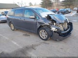Toyota Sienna Xle V6 5TDYK3DC3BS098055 снимка