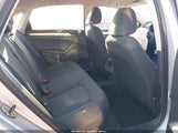 Volkswagen Passat S 1VWAP7A3XDC130063 снимка
