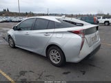 Toyota Prius Two JTDKBRFU5G3529969 снимка