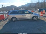 Honda Odyssey Ex-L 5FNRL5H60CB039777 снимка