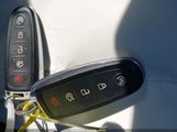 Ford Escape Titanium 1FMCU9J91EUA88734 fotografie