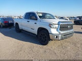Toyota Tundra Sr5 5.7L V8 5TFUW5F13KX861857 photo