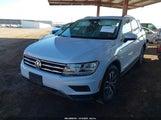 Volkswagen Tiguan 2.0T Se/2.0T Sel/2.0T Sel R-Line/2.0T Sel R-Line Black 3VV3B7AXXKM067752 снимка