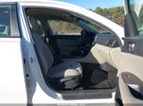 Kia Optima Lx 5XXGT4L38JG253084 снимка