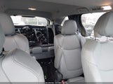 Toyota Sienna Xle/Woodland Edition 5TDYSKFC8SS194142 fotografie