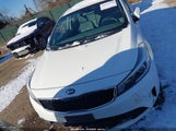 Kia Forte Lx 3KPFK4A75JE175781 снимка