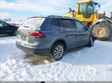 Volkswagen Tiguan 2.0T S 3VV0B7AX9LM132840 photo