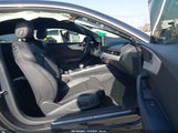 Audi A5 2.0T Premium WAUTNAF50JA099421 снимка