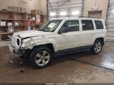 Jeep Patriot Latitude 1C4NJPFA1GD647702 снимка