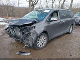 Toyota Sienna Limited V6 7 Passenger 5TDYK3DC2DS380819 photo