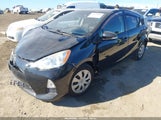Toyota Prius C Two JTDKDTB37D1530021 снимка