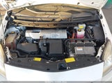 Toyota Prius Two JTDKN3DU4B0329327 снимка