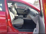 Hyundai Elantra Se 5NPD74LFXHH065537 снимка
