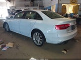 Audi A4 2.0T Premium WAUFFAFL6FN037532 снимка