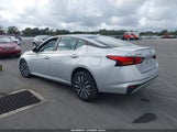 Nissan Altima Sv Fwd 1N4BL4DV8RN303126 photo