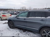 Volkswagen Tiguan 2.0T Se/2.0T Sel 3VV2B7AX9JM031562 снимка