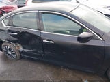 Nissan Altima 2.5 S 1N4AL3AP3HN350641 fotografie