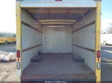 GMC Savana Cutaway Standard 1GDGG31V851909428 снимка