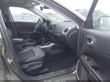 Jeep Compass Latitude 4X4 3C4NJDBB3KT711982 снимка