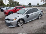 Toyota Camry Le 4T1C11AK8NU034490 photo
