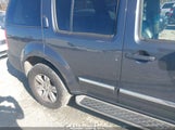Nissan Pathfinder Silver 5N1AR1NB5BC611844 fotografie