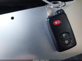 Toyota Prius Two JTDKN3DU7D5635198 снимка
