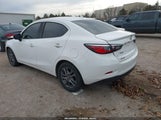 Toyota Yaris Le 3MYDLBYV4KY502654 photo
