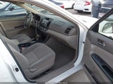 Toyota Camry Le 4T1BE32K56U677570 снимка