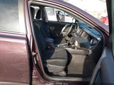 Toyota Rav4 Le 2T3BFREV0JW805252 снимка