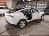 Ford Mustang Mach-E Premium 3FMTK3SS2NMA24887 снимка