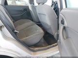 Ford Focus Lx 1FAFP33P82W147172 снимка
