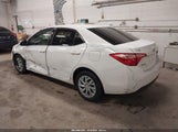Toyota Corolla Le 5YFBURHE6JP818230 снимка