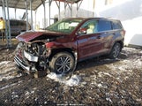 Toyota Highlander Xle 5TDJZRFH9KS930748 снимка