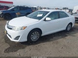 Toyota Camry Le 4T1BF1FK1EU367958 снимка