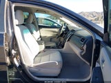 Toyota Camry Le 4T1BF1FK6FU952777 снимка